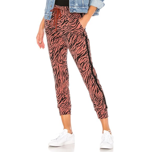 Sundry Pants - NWT Sundry Zebra Tapered Sweatpant Pigment Coral L